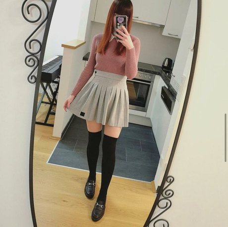 ManaRuka pretty actress images