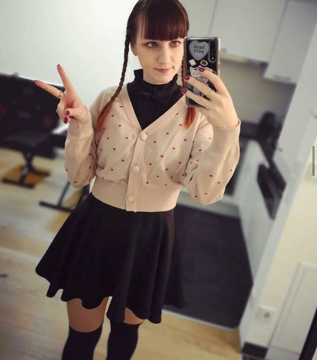 ManaRuka porn model pic