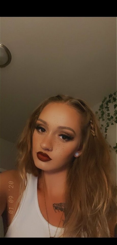 royalxo free hd pornstar pics