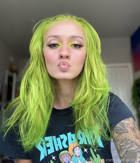 royalxo free naked star archive