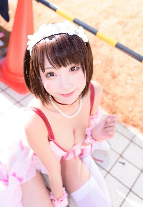 SeeU Cosplay pornstar free img