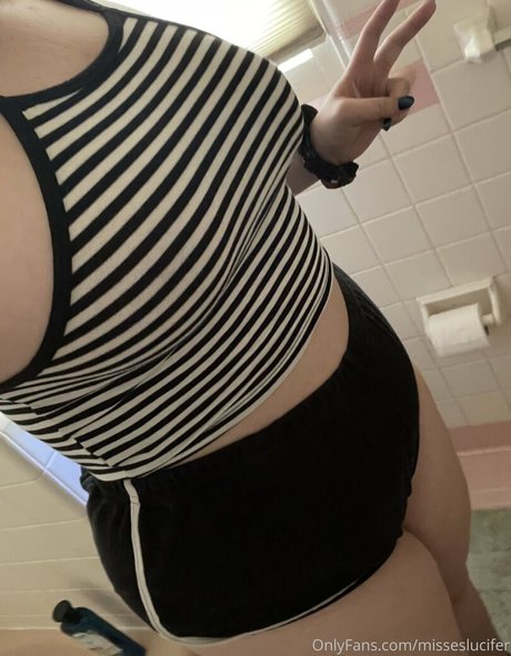 lucigonewild adult actress pic