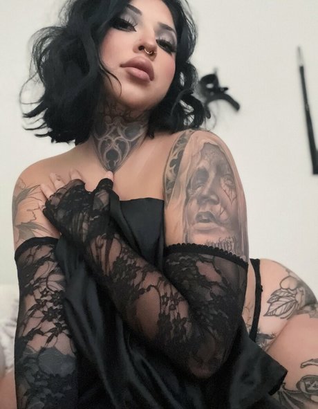 dvminiquex model exclusive images