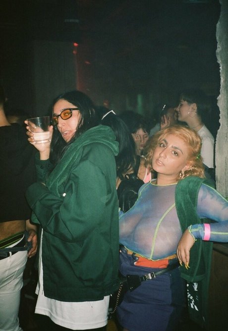 chippynonstopof free actress img