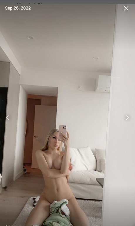 Krystal Sergeant xxx model pic