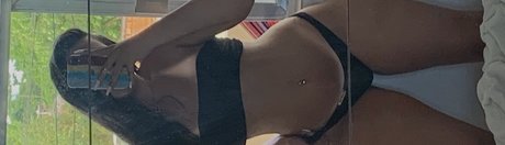 Christina Cleon star top image