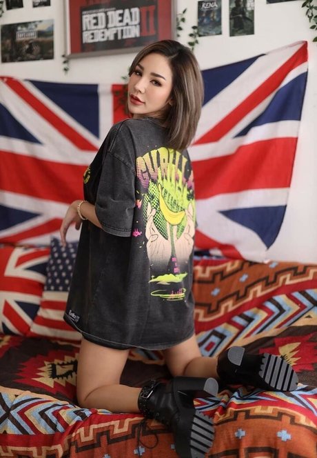 chaly xx pornstar img