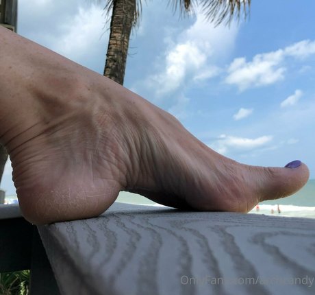 archcandy adult model picture