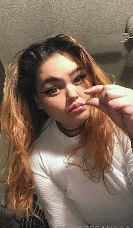 goontherapy art actress galleries