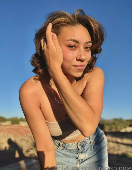 ayvashippie pornographic actress pics