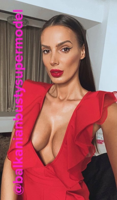 balkanianbustysupermodel adult model picture