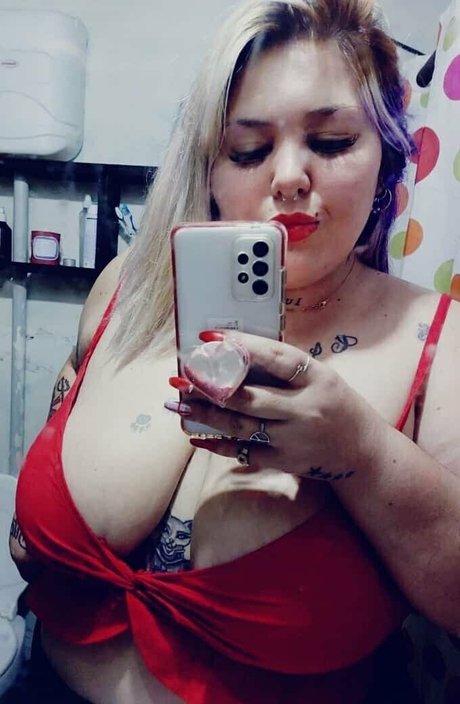 luianaxxx pornstar nudes images