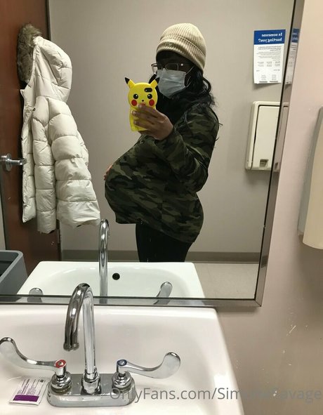 simonesavage perfect model image