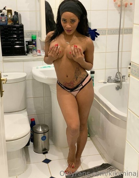 kikiminaj pornstar xxx pictures