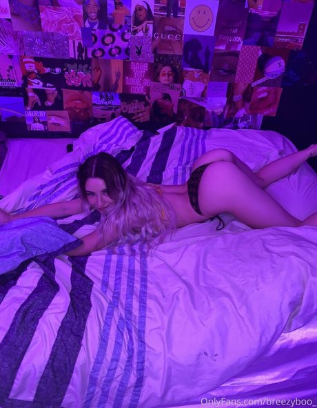 Breezybabes model nudes pics