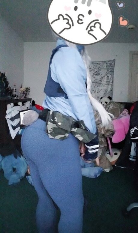 TaigerArts star nudes pic