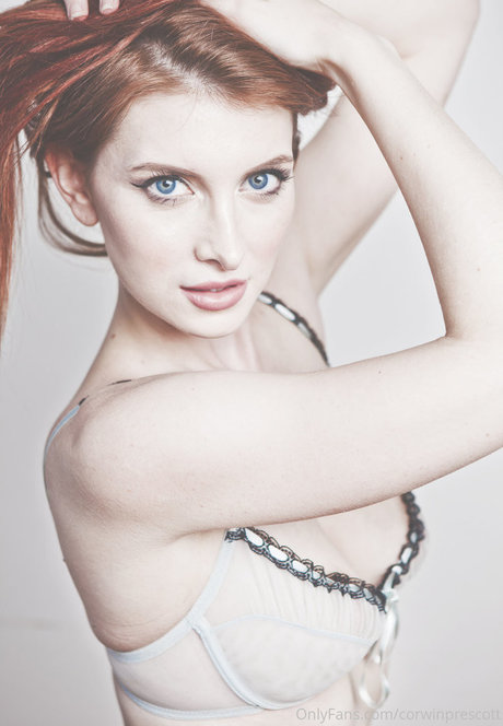 Cat Ross nudes model image