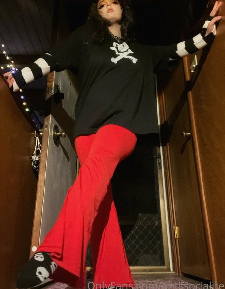 antiisocialite beautiful pornstar pics