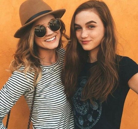 Madison Lintz pretty pornstar img