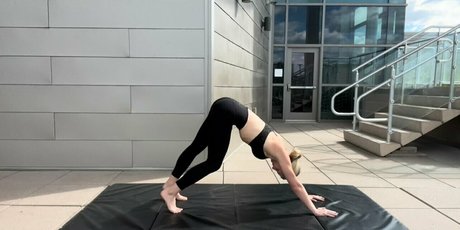 yogawithemily hot model photos