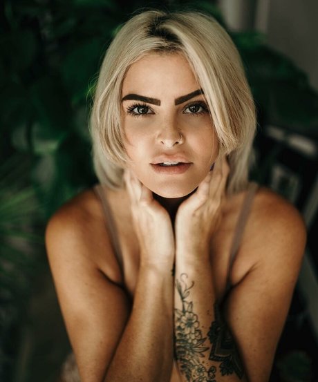 Natalie Rose star nude pictures