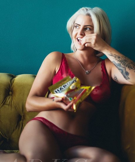 Natalie Rose model exclusive pictures