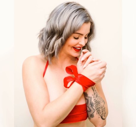 Natalie Rose art pornstar pics