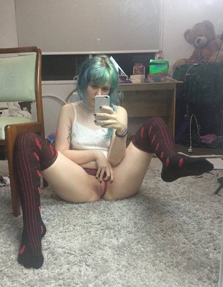 Heidiv pornstar perfect pic