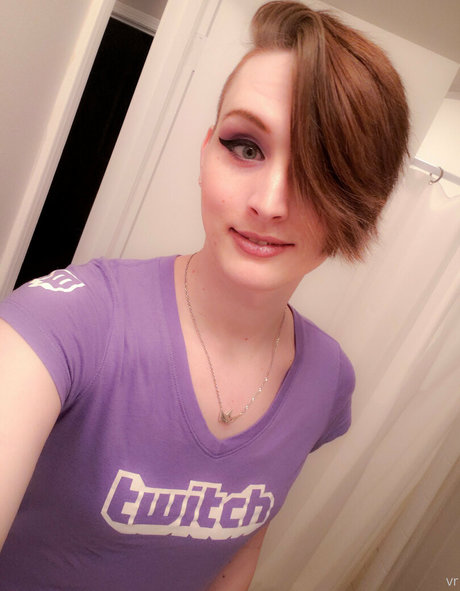 veroticajae pretty pornstar gallery