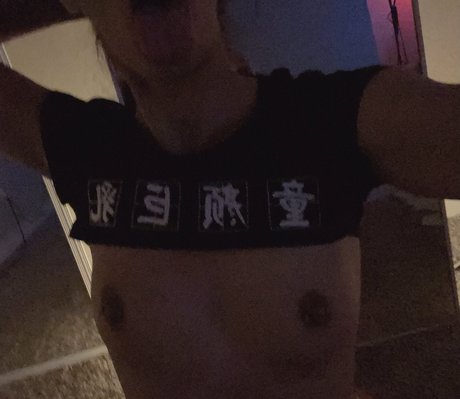 virtuallylewd star exclusive pics