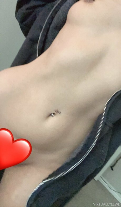 virtuallylewd Profile pic