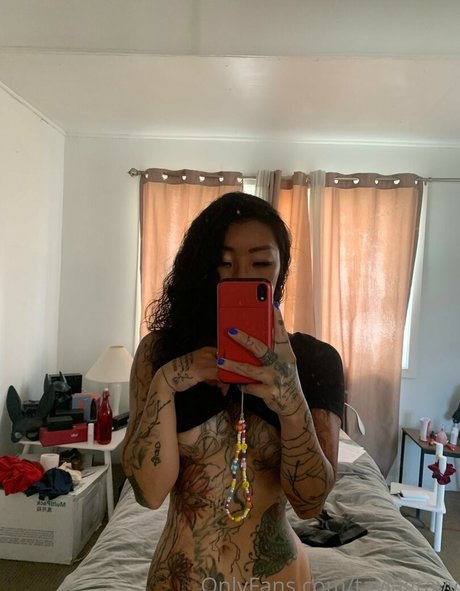 TaylaGrayy nude model archive