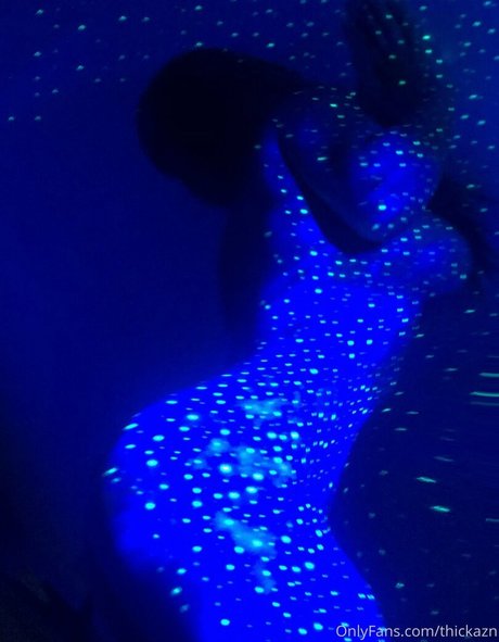 ThickAzn naked pornstar photo