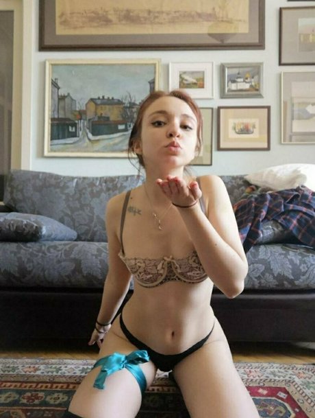 lunnnaok pornstar high quality pic