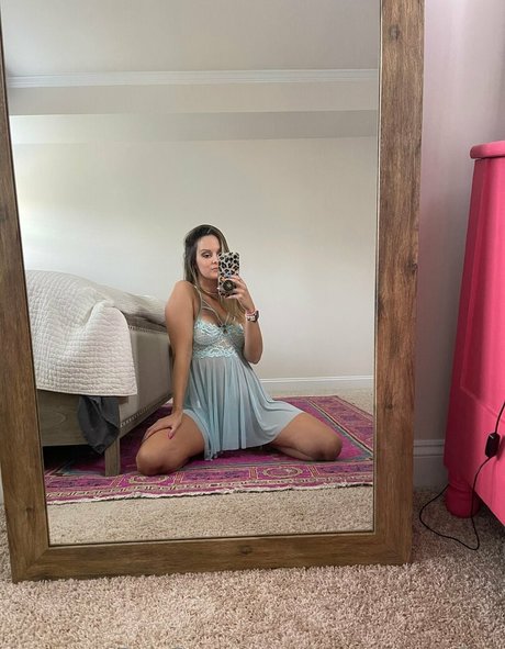 alexpeachperfect star top image