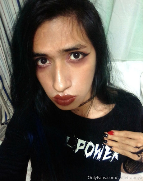 cutietrapnya pornstar erotic image