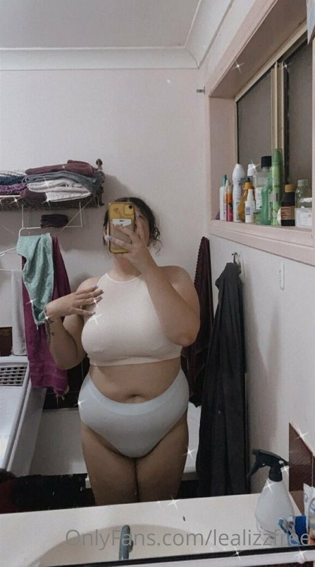 lealizzfree exclusive actress pictures