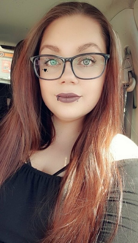 ariajinxfree top model pic