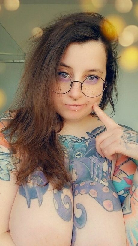 Sookiki pornographic actress gallery