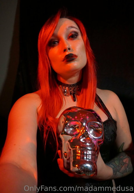 madammedusa pornstar hd img