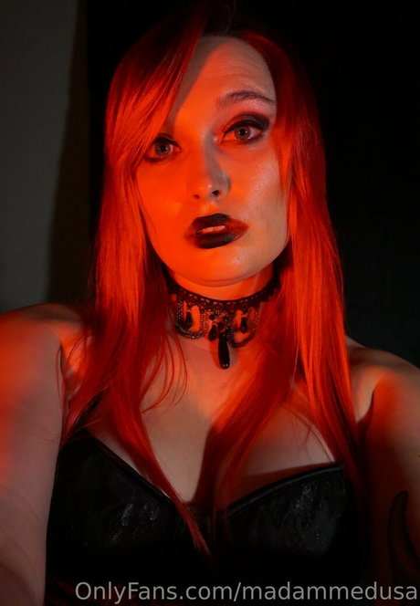 madammedusa nudes actress images