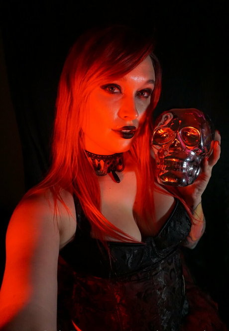 madammedusa exclusive pornstar photo