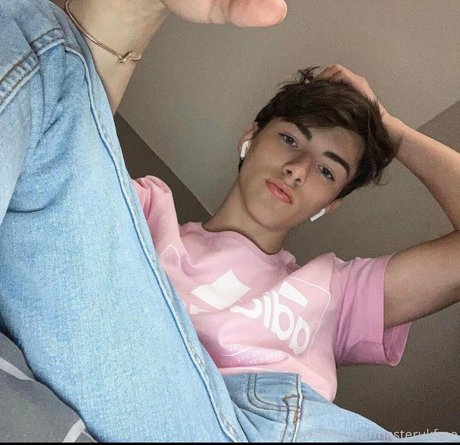 masterukfree naked star archive