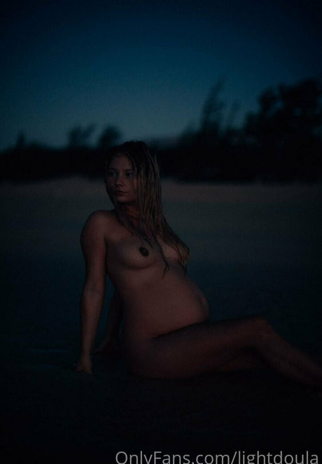 lightdoula nude star picture