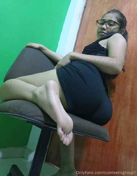 cuteteensgroup1 hot model picture