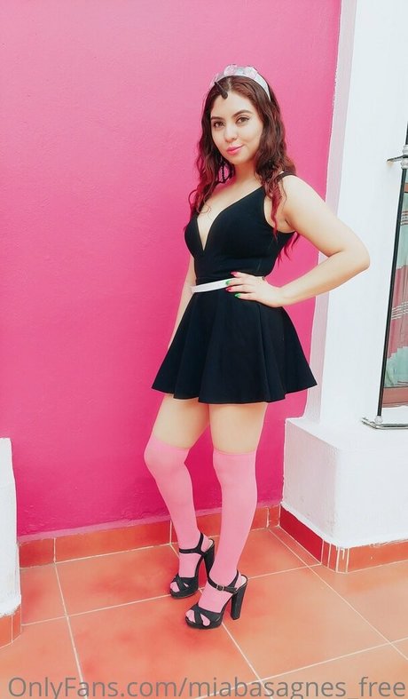 miabasagnes free porn actress picture