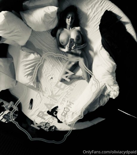 oliviacydpaid perfect star image