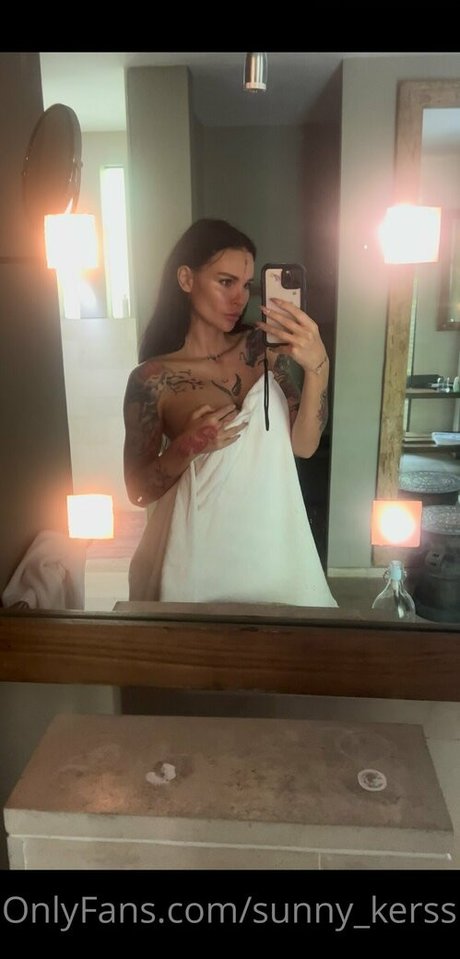 Sunny kerss porn actress pics