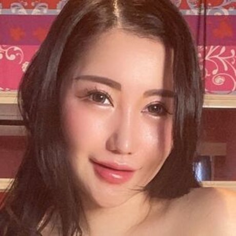 comacomachi33 top model pic