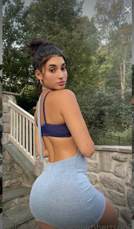 Rachel Robertson hot actress pictures